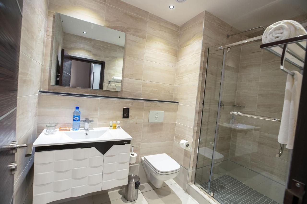 Bon Hotel Tripod Owerri 外观 照片