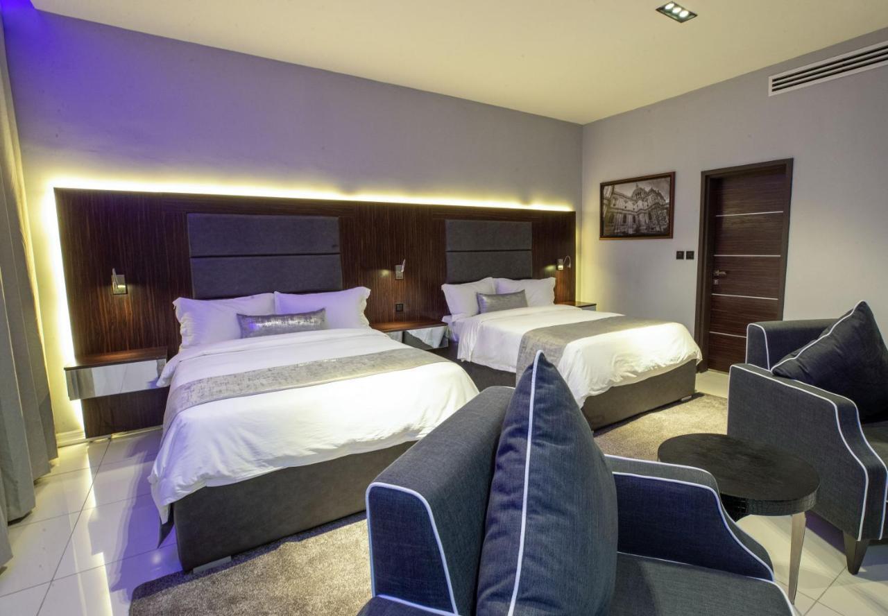Bon Hotel Tripod Owerri 外观 照片