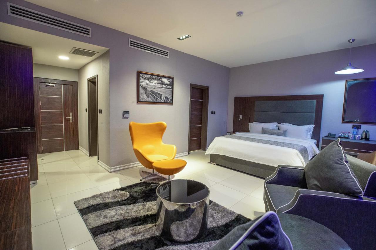 Bon Hotel Tripod Owerri 外观 照片