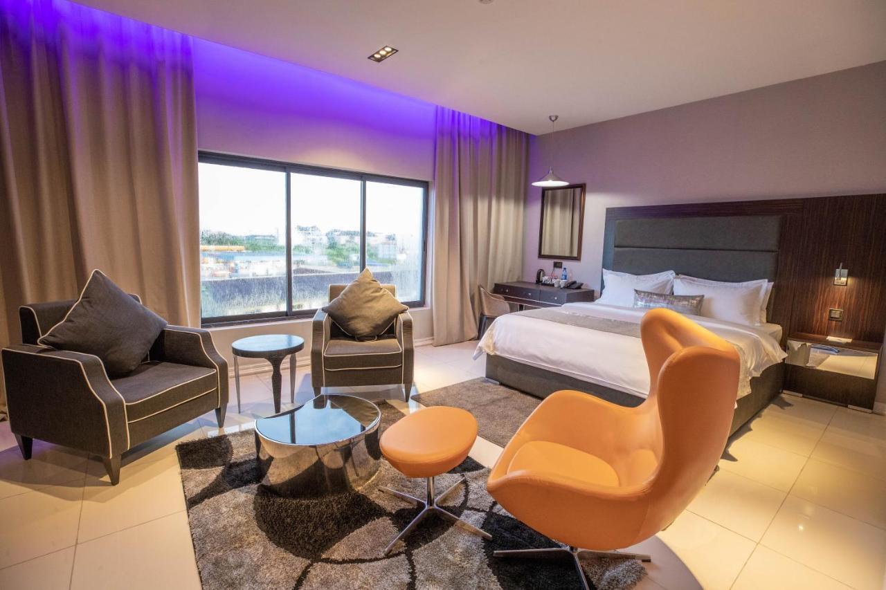Bon Hotel Tripod Owerri 外观 照片